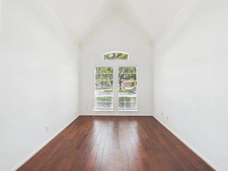 5407 Lake Place Dr — Photo 5