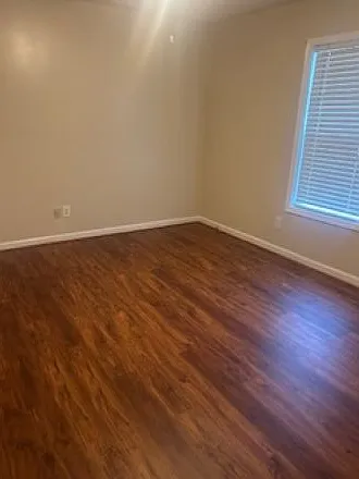 2303 Clarksville Rd — Photo 10