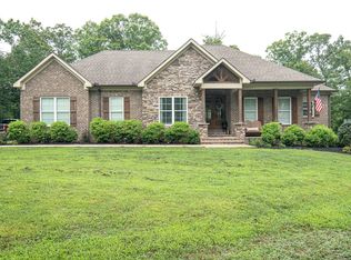 165 Dyestone Springs Rd, Hohenwald, TN 38462