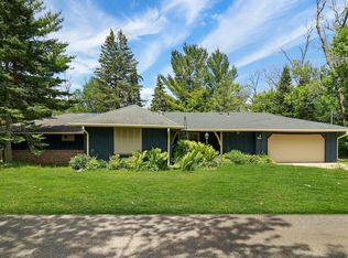 N3425 Walnut Rd, Lake Geneva, WI 53147