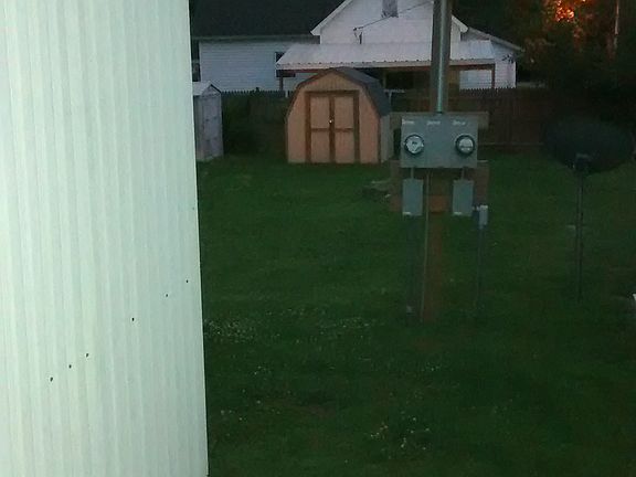 3rd image of 2312 Oakwood Ave