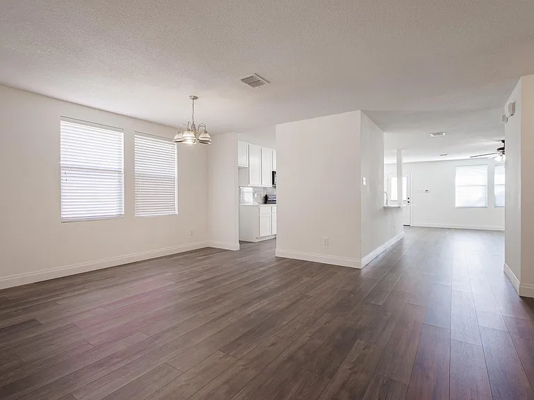 3901 Kathryn Way — Photo 8