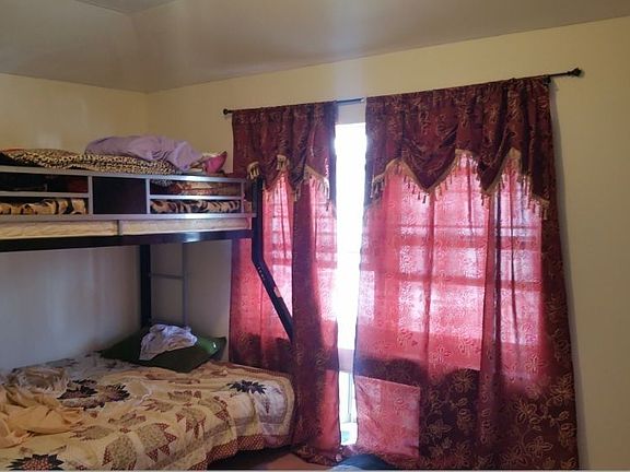 5th image of 14709 Elm Ave