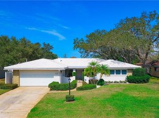 14563 Maplewood Dr, Largo, FL 33774