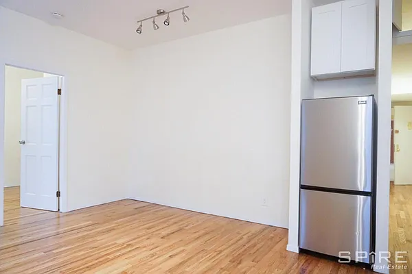 Rented by Spire Group | media 29