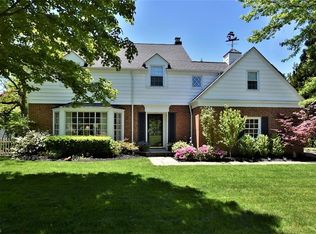 21976 Calverton Rd, Shaker Heights, OH 44122