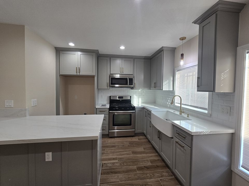 1st image of 668 W Bonnie Brae Ct #B