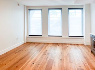 422 49th St #1A, New York, NY 10019
