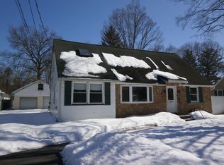 8 Pequannock Ave, Pequannock, NJ 07440