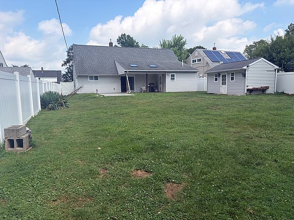 3rd image of 20 Inwood Rd