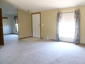 4th image of 2379 Lakes North Dr