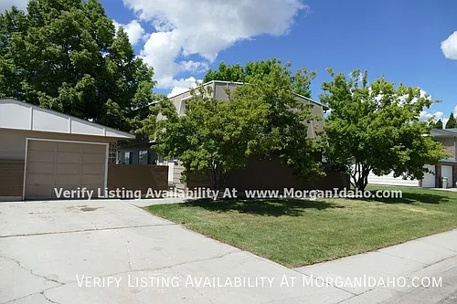 591 S White Cloud Dr Photo 1