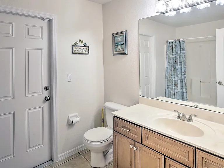 3223 SE Santa Barbara Pl #4 — Photo 6