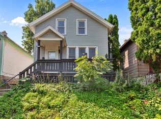 321 E Smith St, Milwaukee, WI 53207