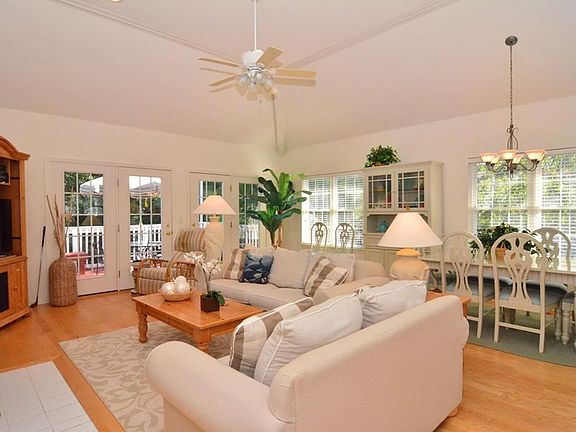 2nd image of 322 Le Pointe Dr