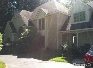 3317 Whitburn Ct SE, Ada, MI 49301