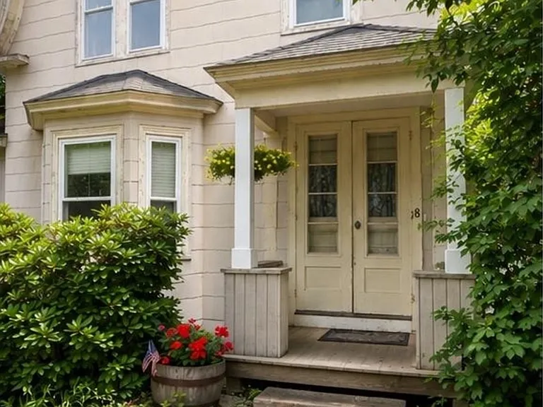 8 Church St #2 — Photo 2