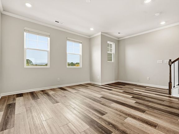 5th image of 6512 Astor Elgin St