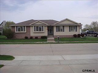 3rd image of 2431 Deerfield Ave