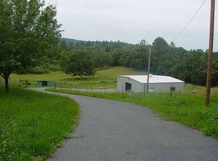 19684 McCourtney Rd, Grass Valley, CA 95949