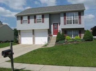 541 Warwick Ln, Pickerington, OH