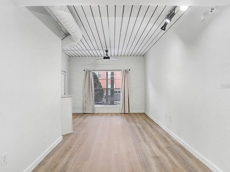 2440 W Horatio St #1012 — Photo 14