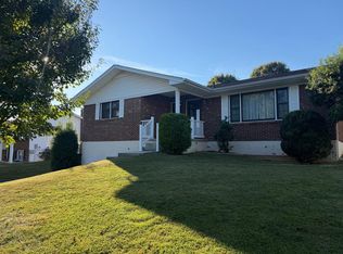 328 Winding Way Rd, Bristol, VA 24201