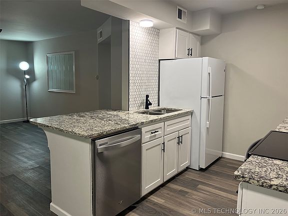 5th image of 6812 S Toledo Ave Unit 311