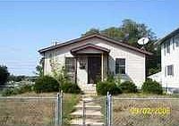 1st image of 801 E Bowman St