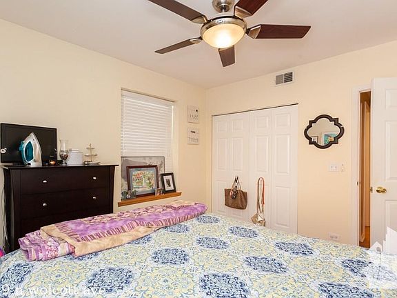 3rd image of 4949 N Wolcott Ave #116