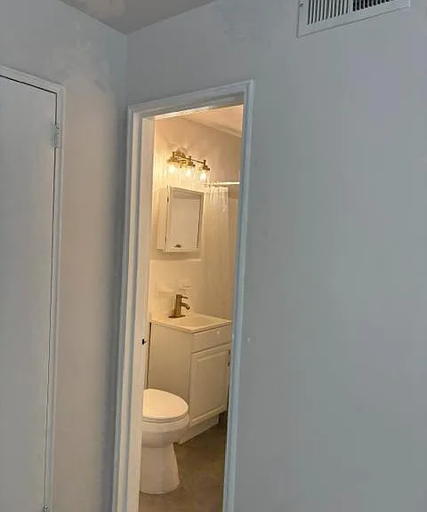 Unit Photo