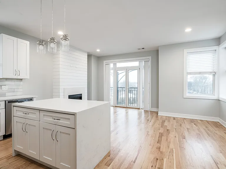 5979 N Elston Ave #3 — Photo 19