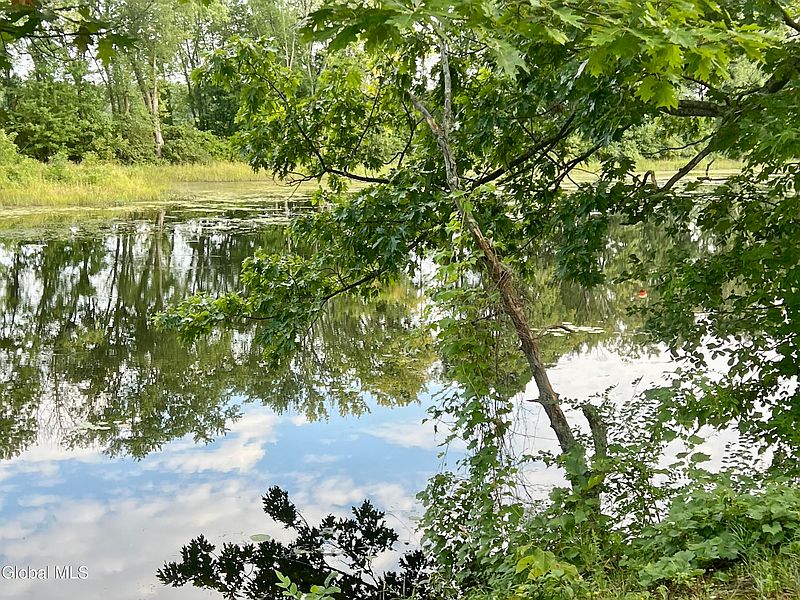 2nd image of 1425 W River Road