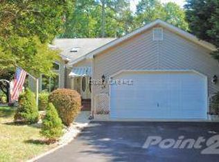 50 Fairway Ln, Ocean Pines, MD 21811