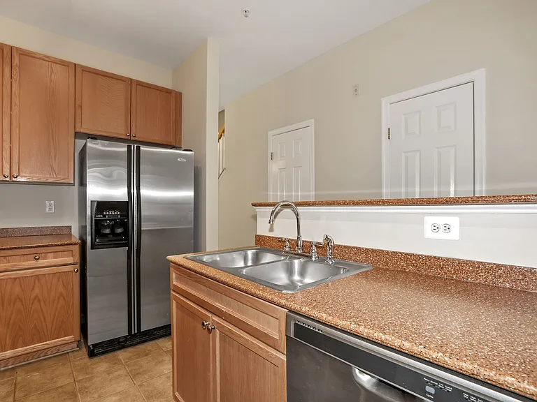 2664 Manhattan Pl #105 — Photo 14