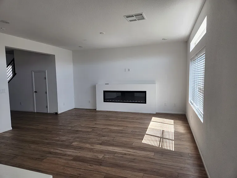 10280 Beckenham Hills St — Photo 7
