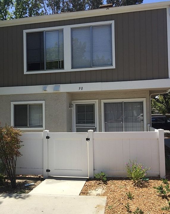 1st image of 90 Birchwood Ln