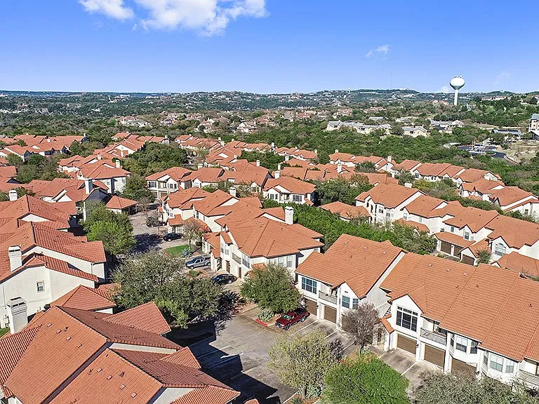 Barton Creek Villas — Photo 31