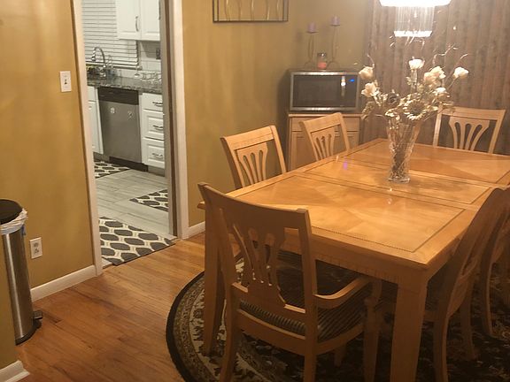 2nd image of 1216 Romayne Dr