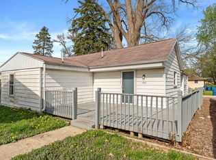 120 N 18th St, Chesterton, IN 46304