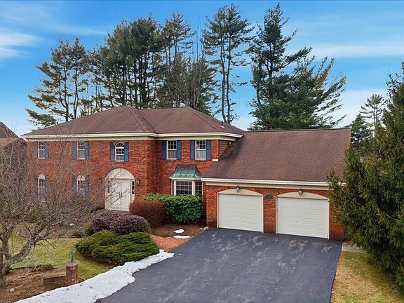 2nd image of 23 Fairway Court