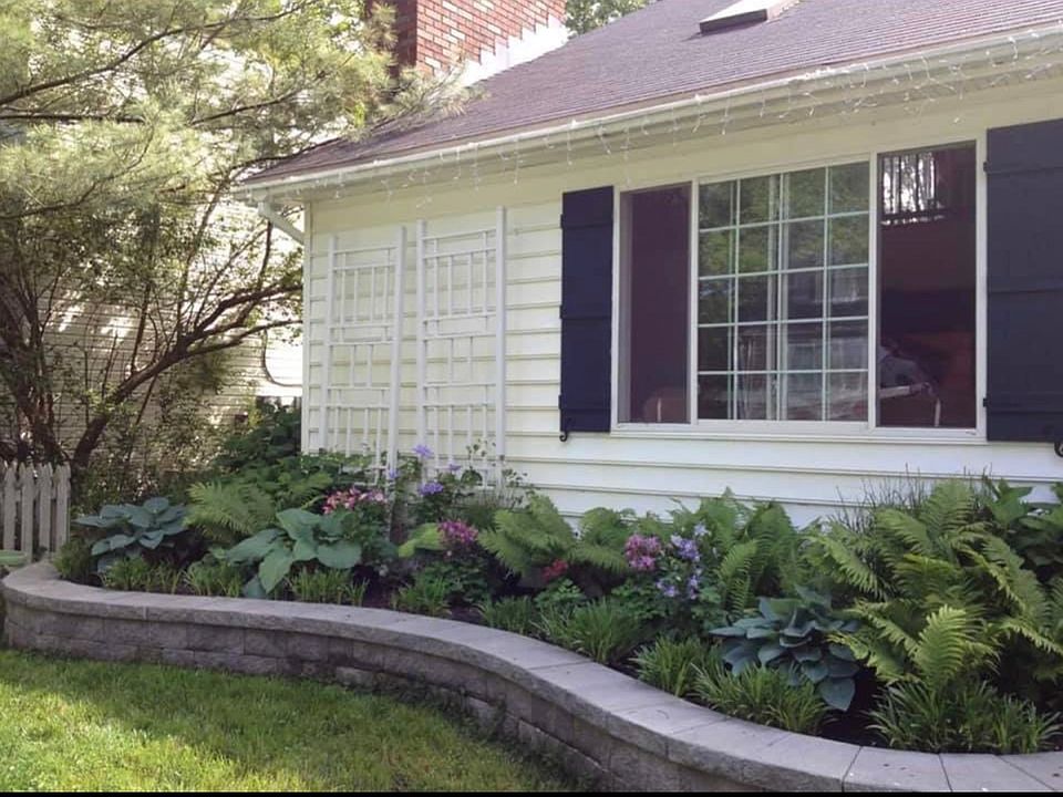 1st image of 1715 Lake Ave