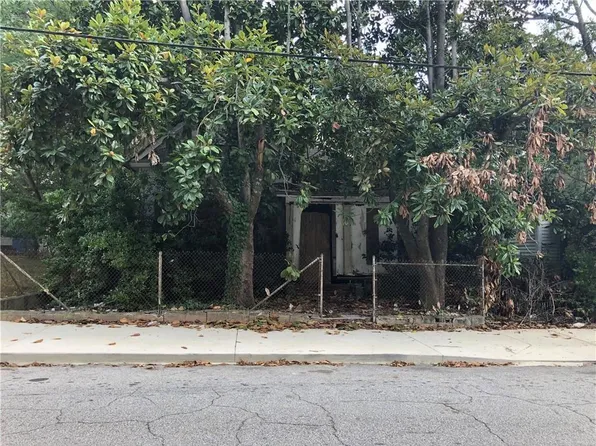 515 James P Brawley Dr NW, Atlanta, GA 30318
