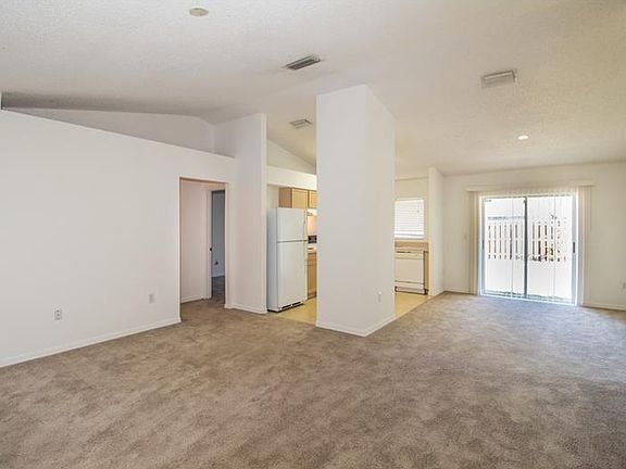 2nd image of 3030 Summer House Dr