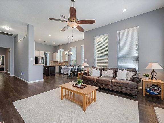 5th image of 2616 Black Canyon Dr