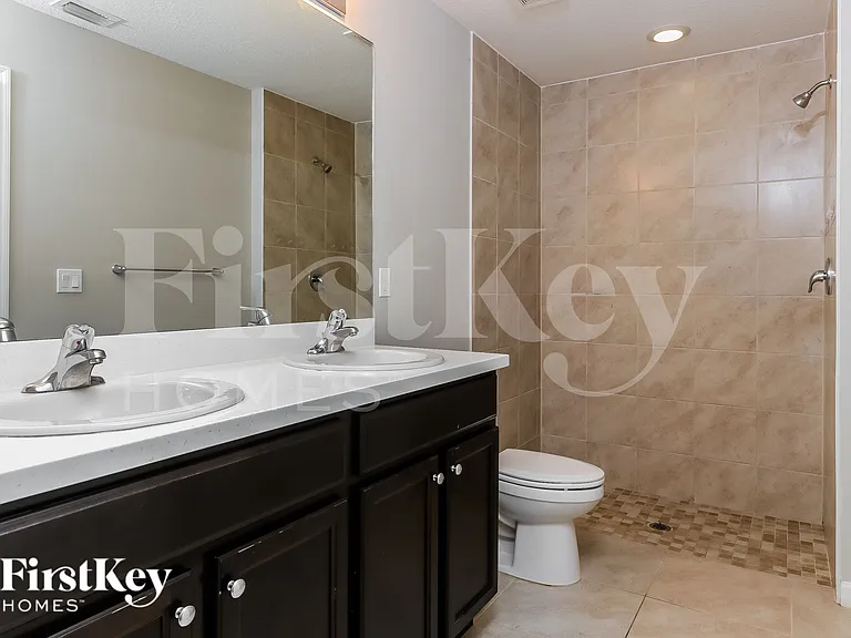 4275 SW Utterback St — Photo 9