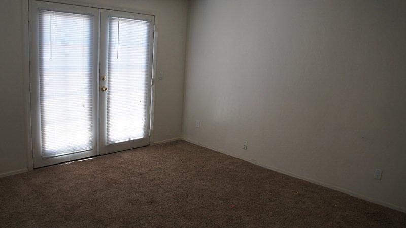2nd image of 420 W Spruell Ave APT D
