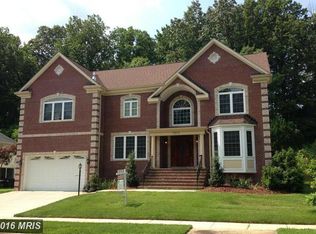 9213 Arabian Ave, Vienna, VA 22182