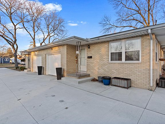 2nd image of 1510 W Marlene Ave #1510
