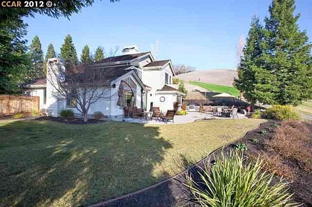 1st image of 644 Birchwood Ct